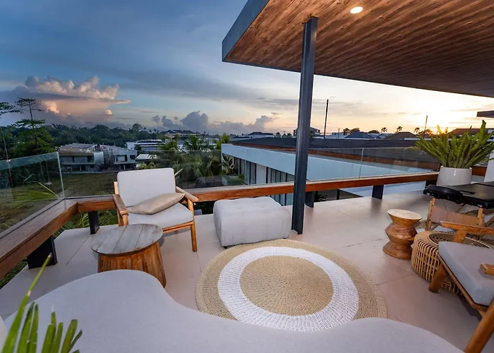 Villa Brand New Jade Luxury 5br - Private Pool Jacuzzi And Rooftop In Berawa