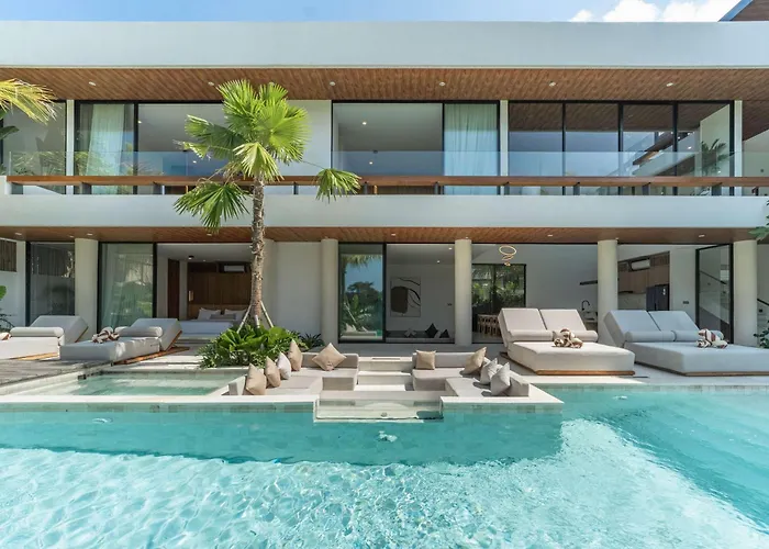 Brand New Jade Luxury 5br - Private Pool Jacuzzi And Rooftop In Berawa Villa Canggu
