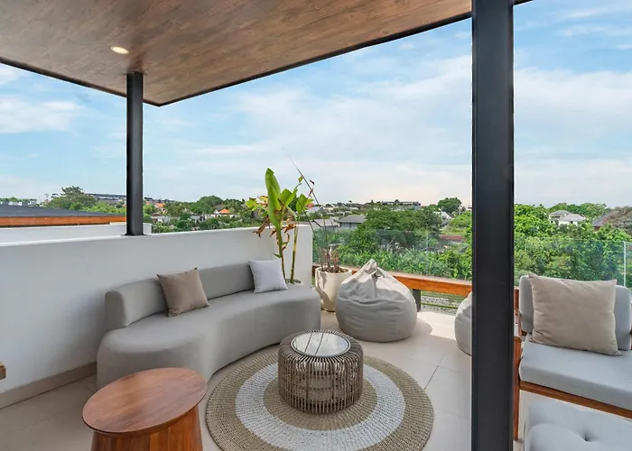 Brand New Jade Luxury 5br - Private Pool Jacuzzi And Rooftop In Berawa * Canggu