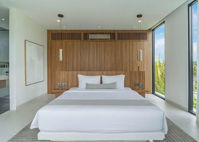 Brand New Jade Luxury 5br - Private Pool Jacuzzi And Rooftop In Berawa